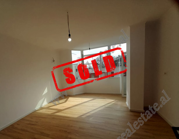 One bedroom apartment for sale in Shefqet Musaraj street in Tirana.
The apartment it is positioned 